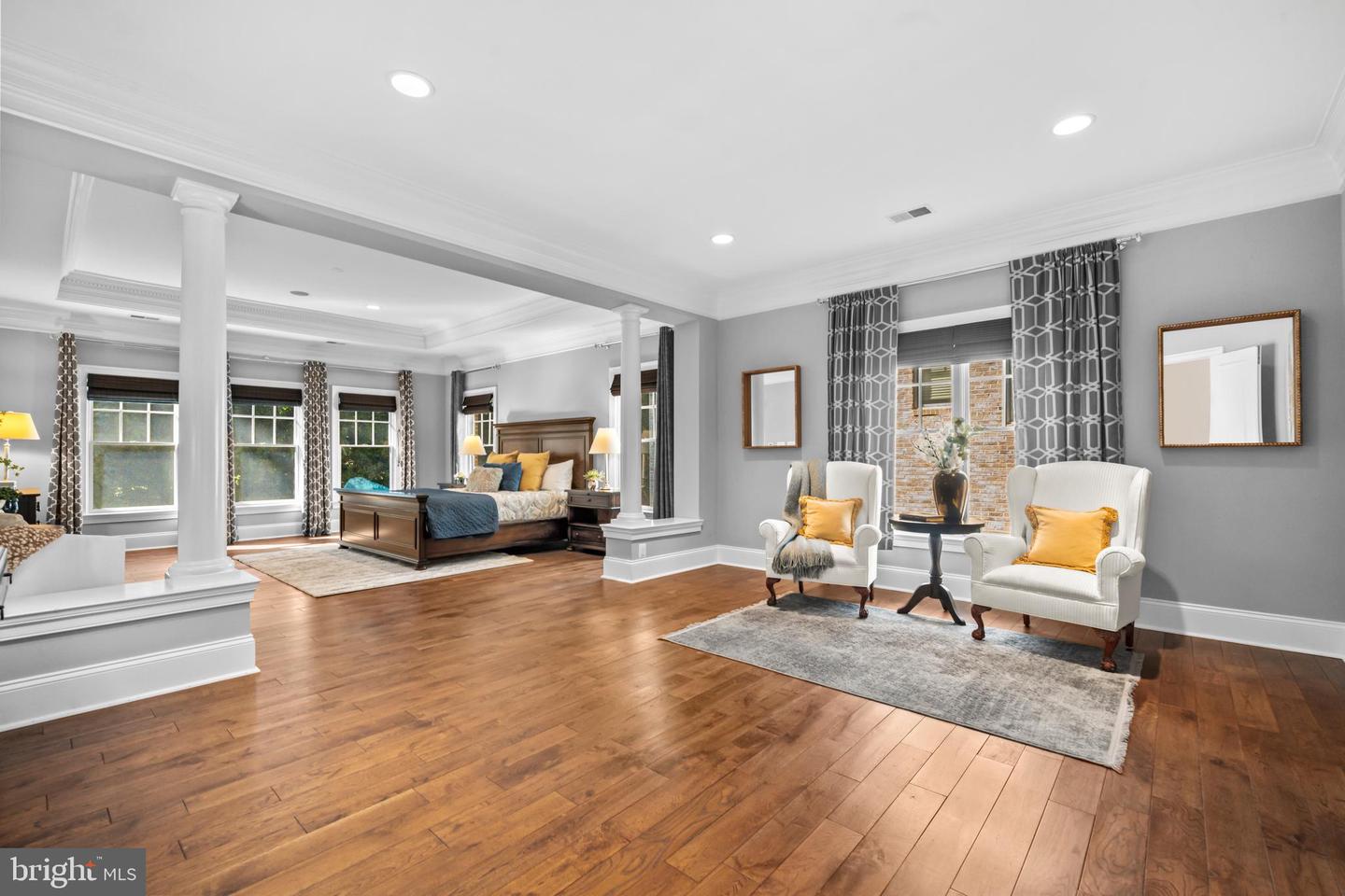 6817 STOCKWELL MANOR DR, FALLS CHURCH, Virginia 22043, 5 Bedrooms Bedrooms, ,4 BathroomsBathrooms,Residential,For sale,6817 STOCKWELL MANOR DR,VAFX2259806 MLS # VAFX2259806