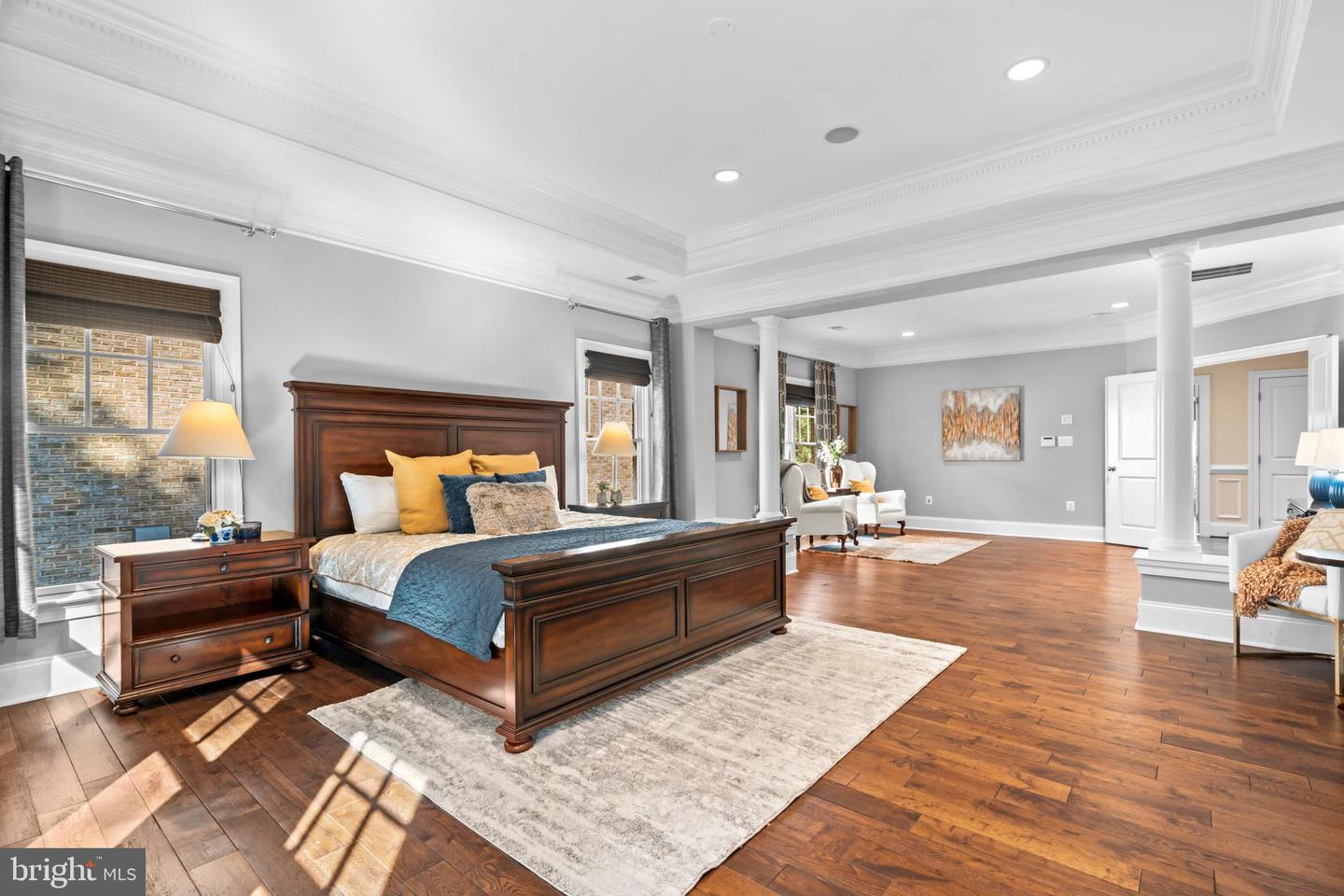 6817 STOCKWELL MANOR DR, FALLS CHURCH, Virginia 22043, 5 Bedrooms Bedrooms, ,4 BathroomsBathrooms,Residential,For sale,6817 STOCKWELL MANOR DR,VAFX2259806 MLS # VAFX2259806