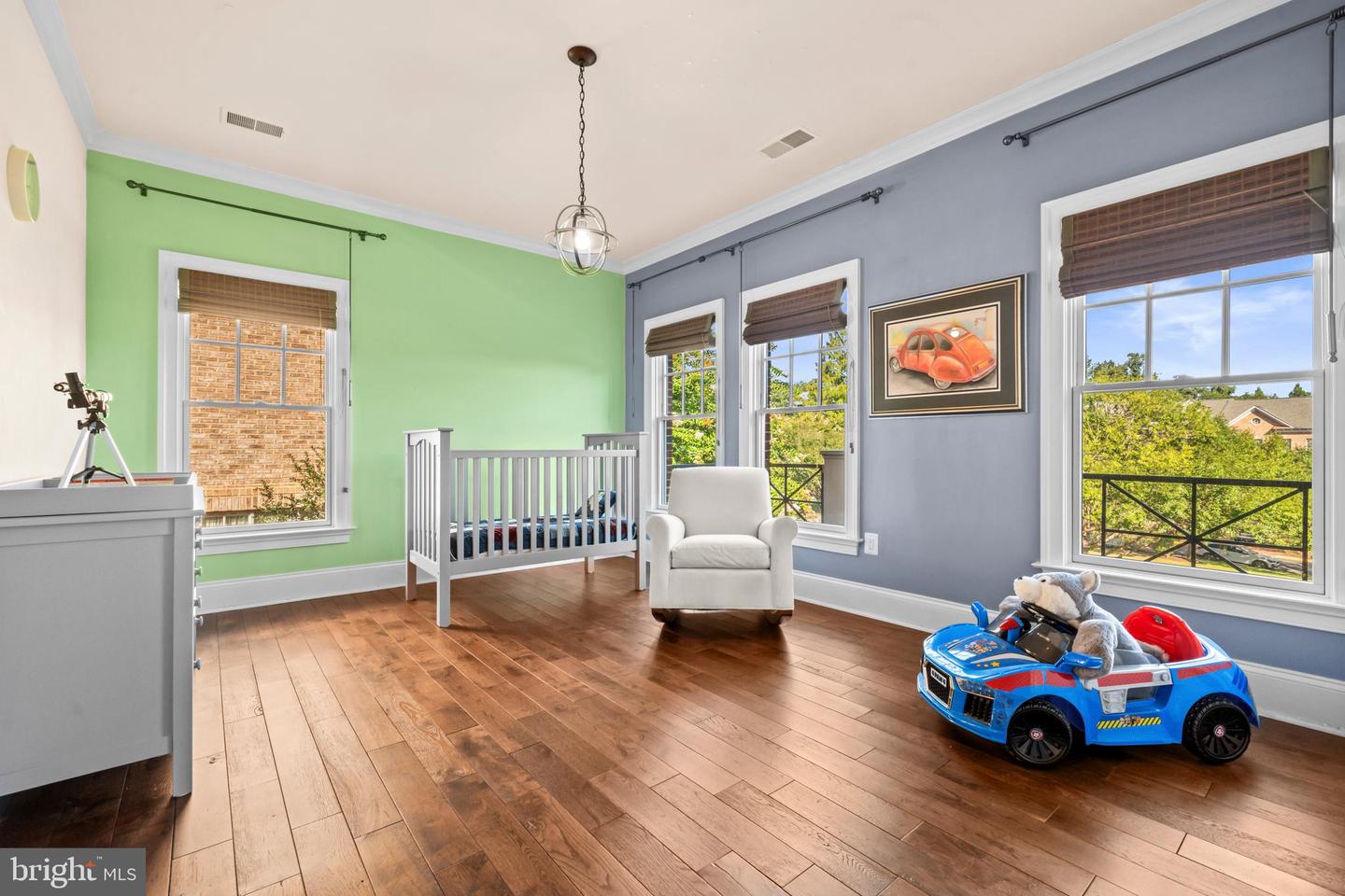 6817 STOCKWELL MANOR DR, FALLS CHURCH, Virginia 22043, 5 Bedrooms Bedrooms, ,4 BathroomsBathrooms,Residential,For sale,6817 STOCKWELL MANOR DR,VAFX2259806 MLS # VAFX2259806