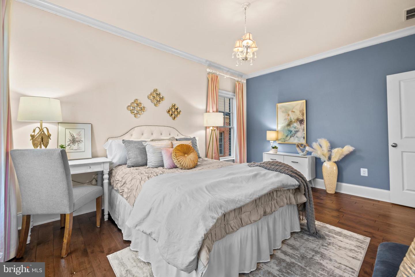 6817 STOCKWELL MANOR DR, FALLS CHURCH, Virginia 22043, 5 Bedrooms Bedrooms, ,4 BathroomsBathrooms,Residential,For sale,6817 STOCKWELL MANOR DR,VAFX2259806 MLS # VAFX2259806