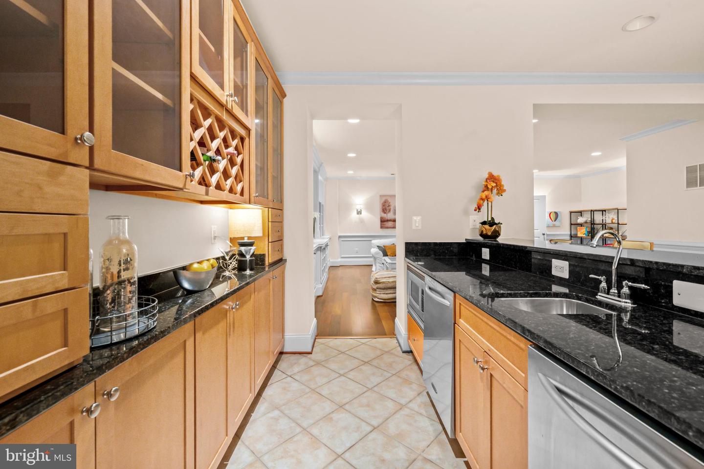 6817 STOCKWELL MANOR DR, FALLS CHURCH, Virginia 22043, 5 Bedrooms Bedrooms, ,4 BathroomsBathrooms,Residential,For sale,6817 STOCKWELL MANOR DR,VAFX2259806 MLS # VAFX2259806