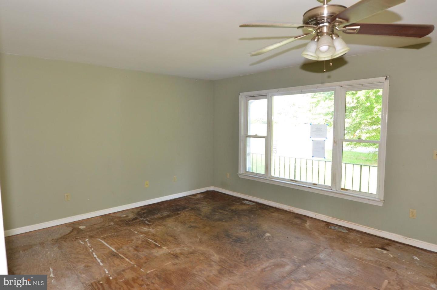 240 CEDAR AVE, COLONIAL BEACH, Virginia 22443, 4 Bedrooms Bedrooms, ,2 BathroomsBathrooms,Residential,For sale,240 CEDAR AVE,VAWE2009568 MLS # VAWE2009568