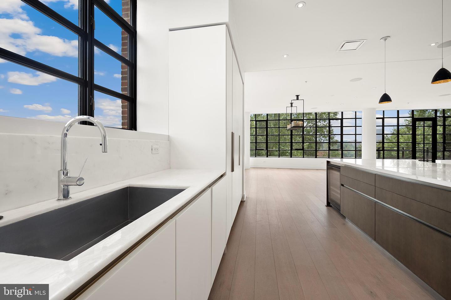 1055 WISCONSIN AVE NW #4E, WASHINGTON, District Of Columbia 20007, 4 Bedrooms Bedrooms, ,4 BathroomsBathrooms,Residential,For sale,1055 WISCONSIN AVE NW #4E,DCDC2216246 MLS # DCDC2216246