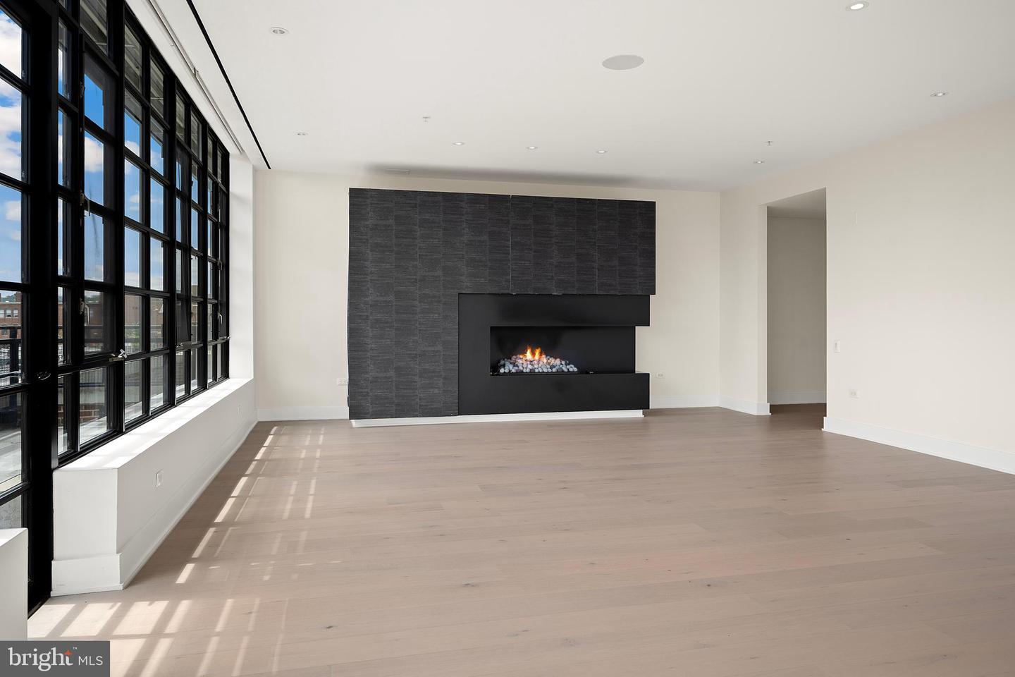 1055 WISCONSIN AVE NW #4E, WASHINGTON, District Of Columbia 20007, 4 Bedrooms Bedrooms, ,4 BathroomsBathrooms,Residential,For sale,1055 WISCONSIN AVE NW #4E,DCDC2216246 MLS # DCDC2216246