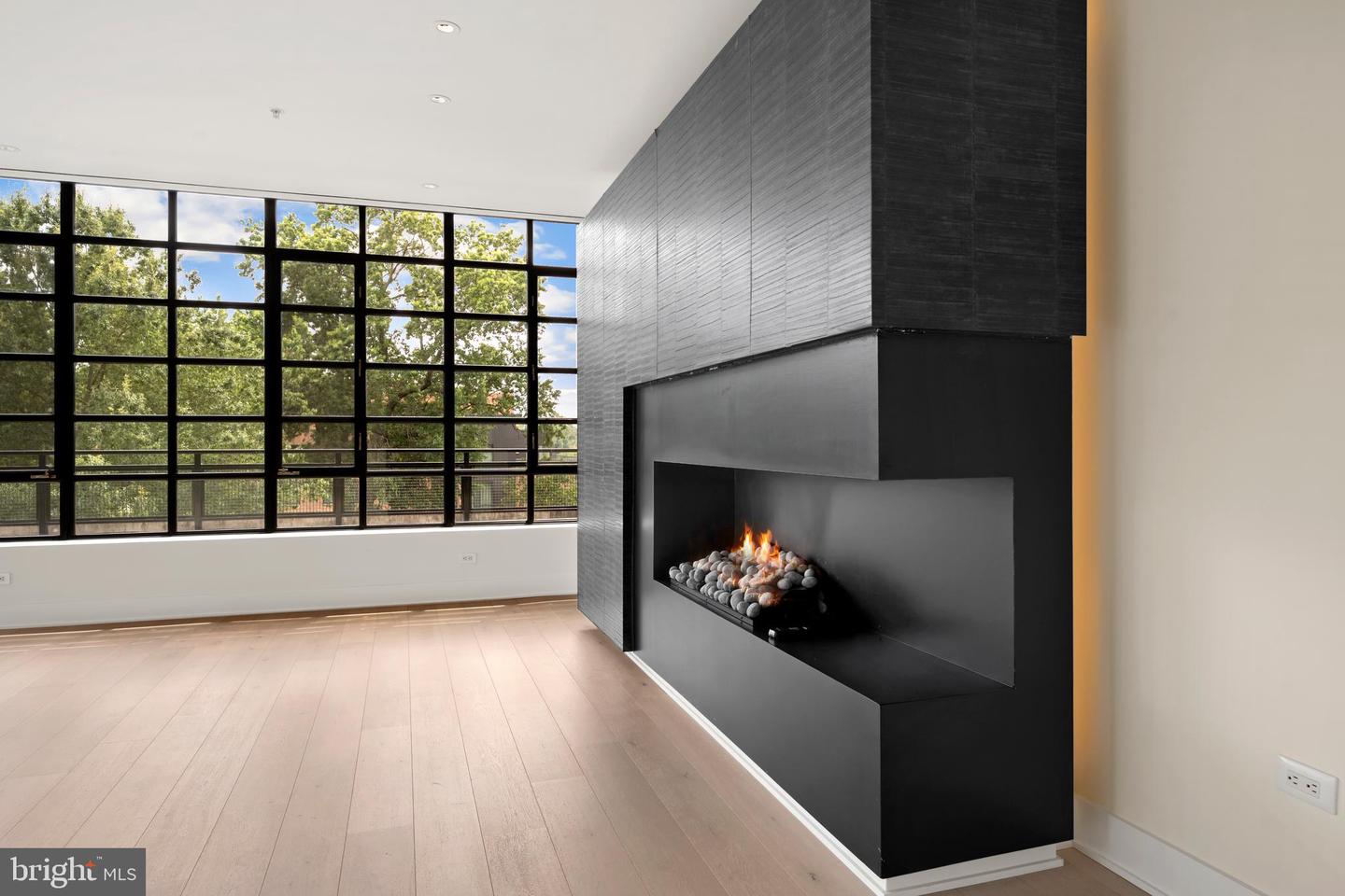 1055 WISCONSIN AVE NW #4E, WASHINGTON, District Of Columbia 20007, 4 Bedrooms Bedrooms, ,4 BathroomsBathrooms,Residential,For sale,1055 WISCONSIN AVE NW #4E,DCDC2216246 MLS # DCDC2216246