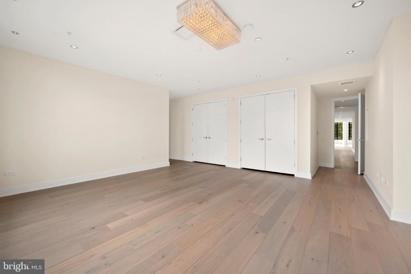 1055 WISCONSIN AVE NW #4E, WASHINGTON, District Of Columbia 20007, 4 Bedrooms Bedrooms, ,4 BathroomsBathrooms,Residential,For sale,1055 WISCONSIN AVE NW #4E,DCDC2216246 MLS # DCDC2216246