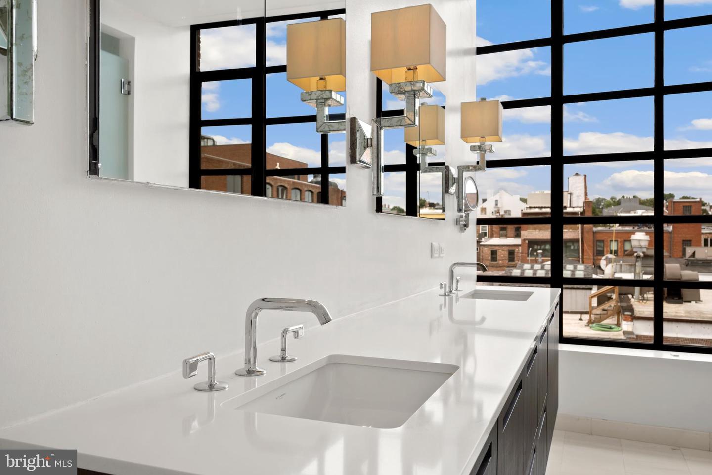 1055 WISCONSIN AVE NW #4E, WASHINGTON, District Of Columbia 20007, 4 Bedrooms Bedrooms, ,4 BathroomsBathrooms,Residential,For sale,1055 WISCONSIN AVE NW #4E,DCDC2216246 MLS # DCDC2216246