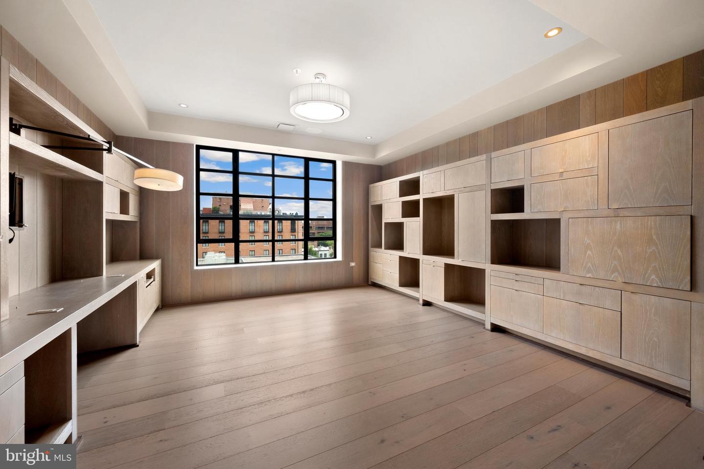 1055 WISCONSIN AVE NW #4E, WASHINGTON, District Of Columbia 20007, 4 Bedrooms Bedrooms, ,4 BathroomsBathrooms,Residential,For sale,1055 WISCONSIN AVE NW #4E,DCDC2216246 MLS # DCDC2216246