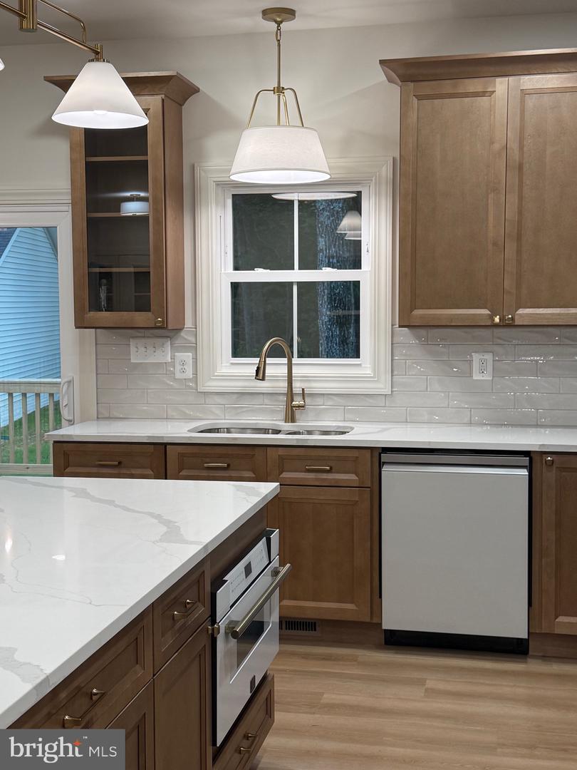 9653 WOODBROOK LANE, MIDLAND, Virginia 22728, 3 Bedrooms Bedrooms, ,3 BathroomsBathrooms,Residential,For sale,9653 WOODBROOK LANE,VAFQ2018028 MLS # VAFQ2018028