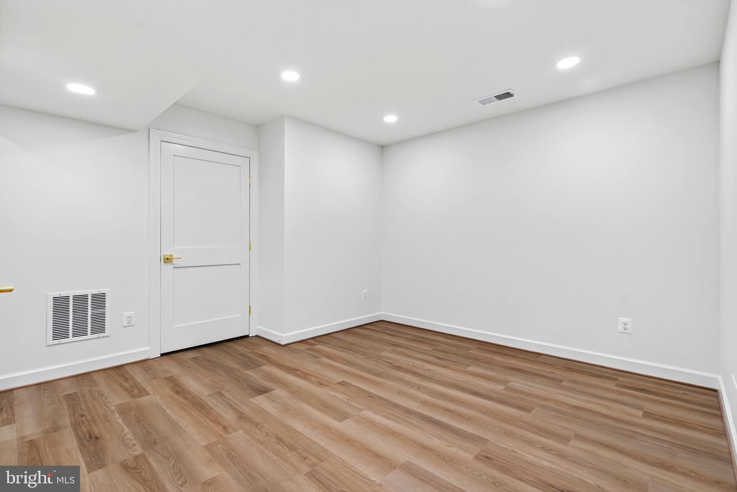 9653 WOODBROOK LANE, MIDLAND, Virginia 22728, 3 Bedrooms Bedrooms, ,3 BathroomsBathrooms,Residential,For sale,9653 WOODBROOK LANE,VAFQ2018028 MLS # VAFQ2018028