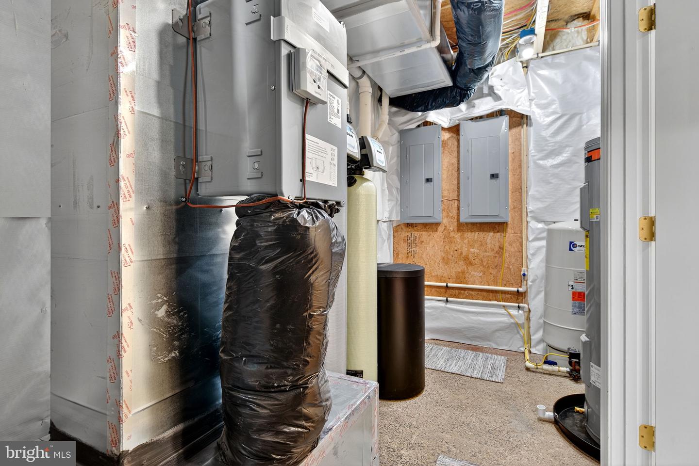 9653 WOODBROOK LANE, MIDLAND, Virginia 22728, 3 Bedrooms Bedrooms, ,3 BathroomsBathrooms,Residential,For sale,9653 WOODBROOK LANE,VAFQ2018028 MLS # VAFQ2018028