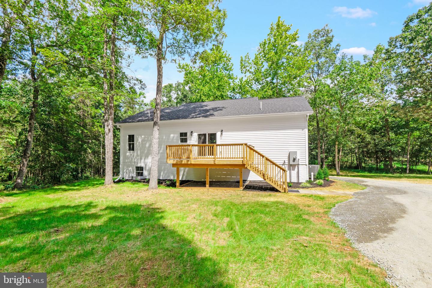 9653 WOODBROOK LANE, MIDLAND, Virginia 22728, 3 Bedrooms Bedrooms, ,3 BathroomsBathrooms,Residential,For sale,9653 WOODBROOK LANE,VAFQ2018028 MLS # VAFQ2018028