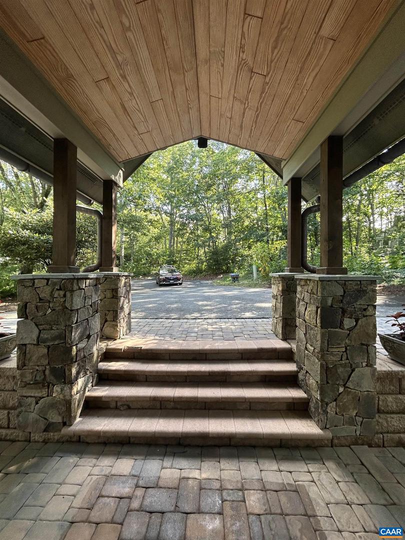 22 TYRO CT, WINTERGREEN RESORT, Virginia 22967, 4 Bedrooms Bedrooms, ,2 BathroomsBathrooms,Residential,For sale,22 TYRO CT,668254 MLS # 668254