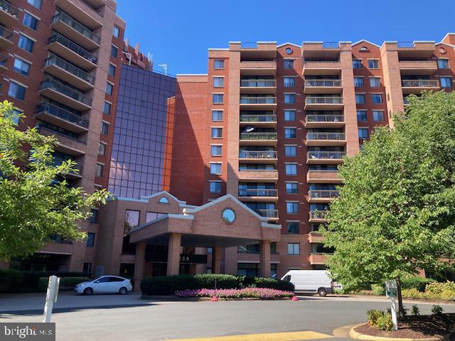 2230 GEORGE C MARSHALL DR #1111, FALLS CHURCH, Virginia 22043, 1 Bedroom Bedrooms, ,1 BathroomBathrooms,Residential,For sale,2230 GEORGE C MARSHALL DR #1111,VAFX2263378 MLS # VAFX2263378 2230 GEORGE C MARSHALL DR #1111, FALLS CHURCH, Virginia 22043, 1 Bedroom Bedrooms, ,1 BathroomBathrooms,Residential,For sale,2230 GEORGE C MARSHALL DR #1111,VAFX2263378 MLS # VAFX2263378