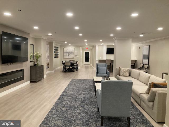 2230 GEORGE C MARSHALL DR #1111, FALLS CHURCH, Virginia 22043, 1 Bedroom Bedrooms, ,1 BathroomBathrooms,Residential,For sale,2230 GEORGE C MARSHALL DR #1111,VAFX2263378 MLS # VAFX2263378