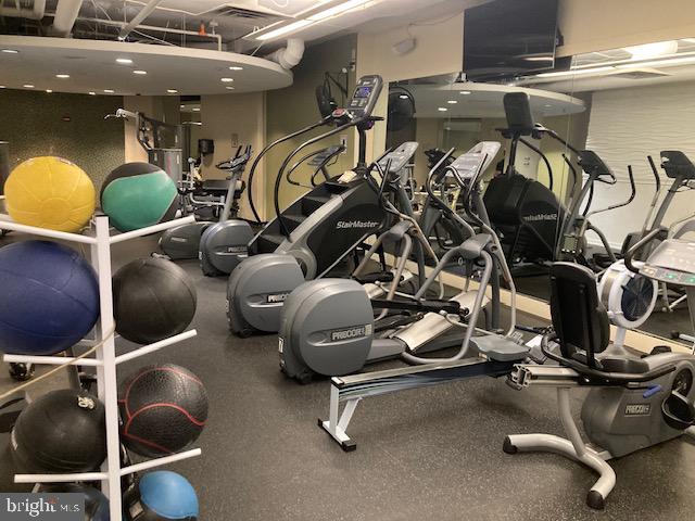 2230 GEORGE C MARSHALL DR #1111, FALLS CHURCH, Virginia 22043, 1 Bedroom Bedrooms, ,1 BathroomBathrooms,Residential,For sale,2230 GEORGE C MARSHALL DR #1111,VAFX2263378 MLS # VAFX2263378