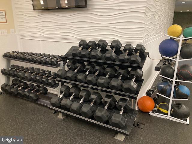 2230 GEORGE C MARSHALL DR #1111, FALLS CHURCH, Virginia 22043, 1 Bedroom Bedrooms, ,1 BathroomBathrooms,Residential,For sale,2230 GEORGE C MARSHALL DR #1111,VAFX2263378 MLS # VAFX2263378