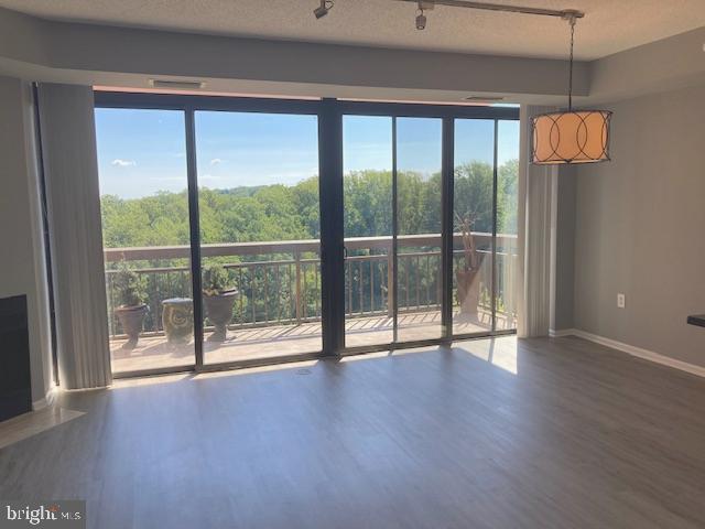 2230 GEORGE C MARSHALL DR #1111, FALLS CHURCH, Virginia 22043, 1 Bedroom Bedrooms, ,1 BathroomBathrooms,Residential,For sale,2230 GEORGE C MARSHALL DR #1111,VAFX2263378 MLS # VAFX2263378