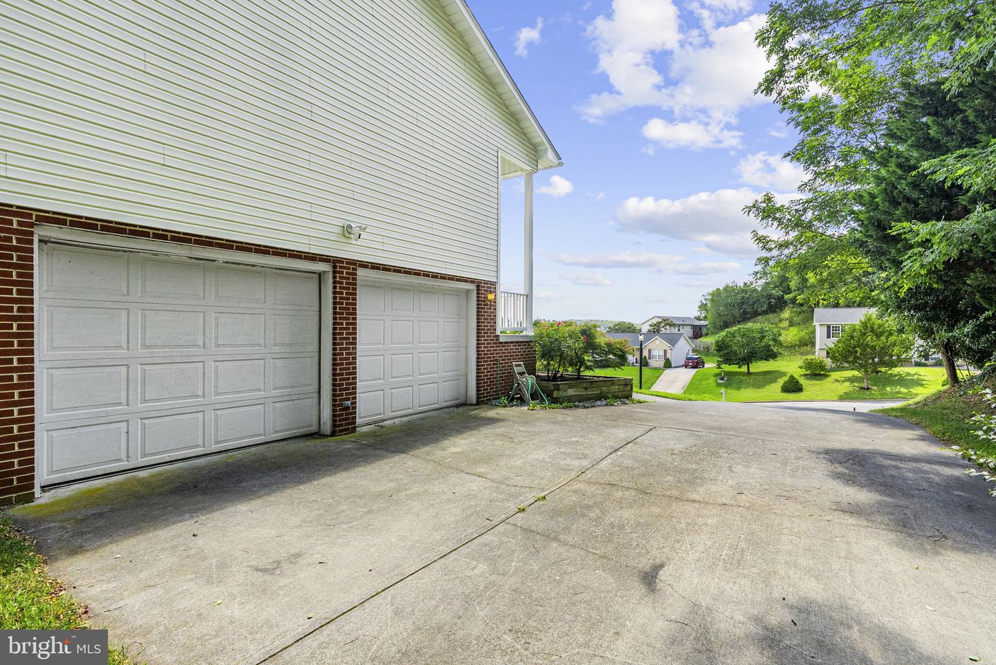 1204 S FORK DR, FRONT ROYAL, Virginia 22630, 4 Bedrooms Bedrooms, 13 Rooms Rooms,2 BathroomsBathrooms,Residential,For sale,1204 S FORK DR,VAWR2012112 MLS # VAWR2012112