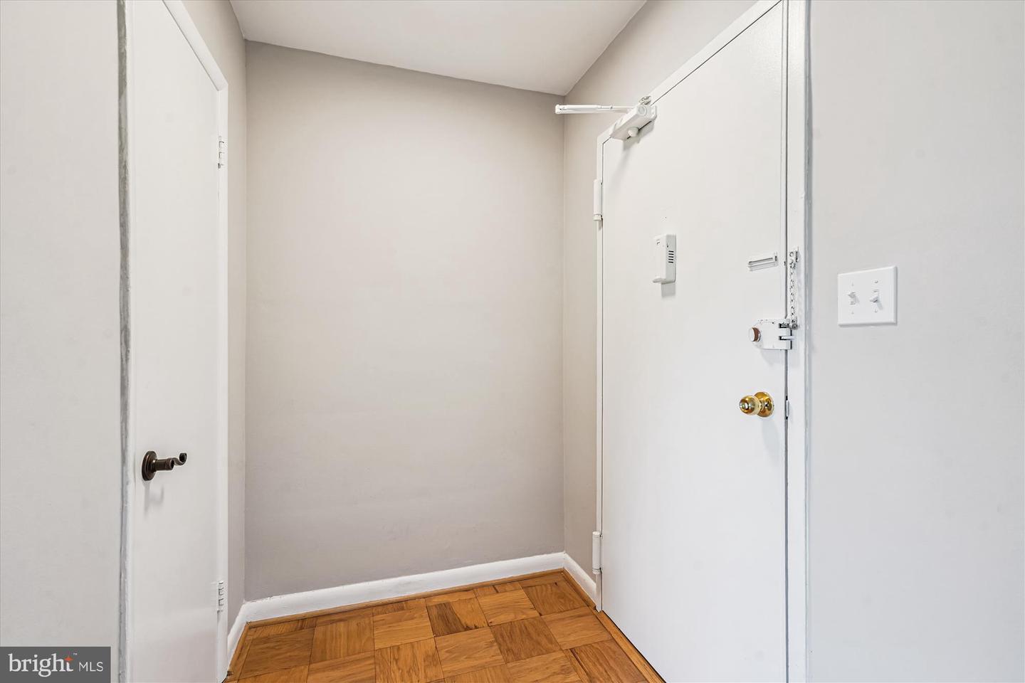 3515 WASHINGTON BLVD #515, ARLINGTON, Virginia 22201, 1 Bedroom Bedrooms, ,1 BathroomBathrooms,Residential,For sale,3515 WASHINGTON BLVD #515,VAAR2062828 MLS # VAAR2062828
