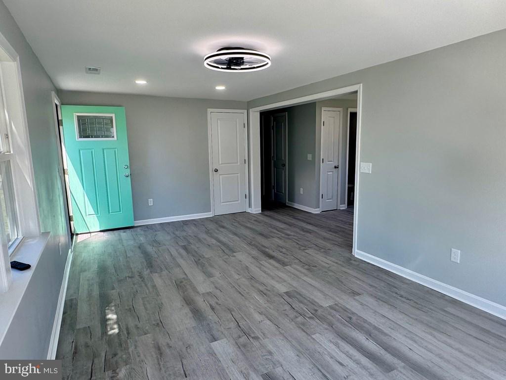 3273 COLONA ST, CHINCOTEAGUE ISLAND, Virginia 23336, 3 Bedrooms Bedrooms, ,2 BathroomsBathrooms,Residential,For sale,3273 COLONA ST,VAAC2002196 MLS # VAAC2002196