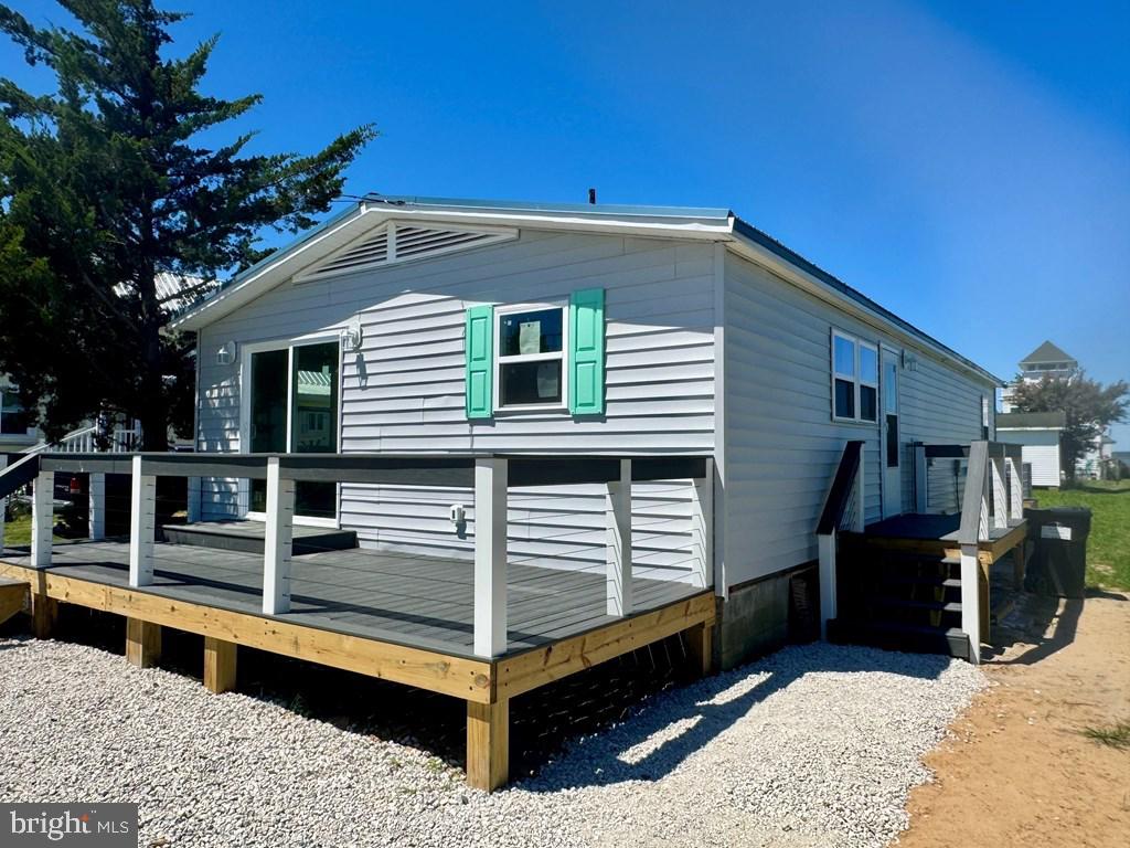 3273 COLONA ST, CHINCOTEAGUE ISLAND, Virginia 23336, 3 Bedrooms Bedrooms, ,2 BathroomsBathrooms,Residential,For sale,3273 COLONA ST,VAAC2002196 MLS # VAAC2002196