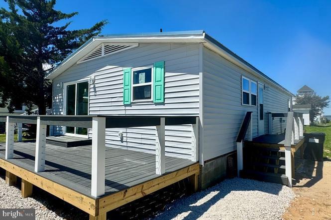 3273 COLONA ST, CHINCOTEAGUE ISLAND, Virginia 23336, 3 Bedrooms Bedrooms, ,2 BathroomsBathrooms,Residential,For sale,3273 COLONA ST,VAAC2002196 MLS # VAAC2002196