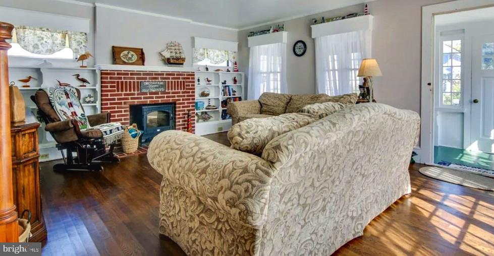 6346 CROPPER ST, CHINCOTEAGUE ISLAND, Virginia 23336, 2 Bedrooms Bedrooms, ,2 BathroomsBathrooms,Residential,For sale,6346 CROPPER ST,VAAC2002200 MLS # VAAC2002200