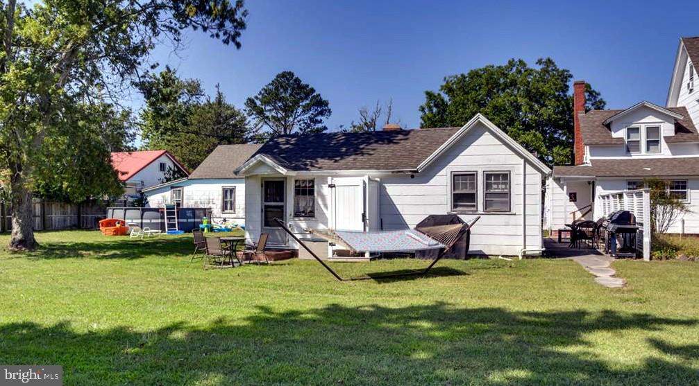 6346 CROPPER ST, CHINCOTEAGUE ISLAND, Virginia 23336, 2 Bedrooms Bedrooms, ,2 BathroomsBathrooms,Residential,For sale,6346 CROPPER ST,VAAC2002200 MLS # VAAC2002200