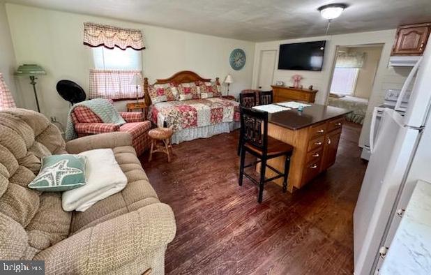 6346 CROPPER ST, CHINCOTEAGUE ISLAND, Virginia 23336, 2 Bedrooms Bedrooms, ,2 BathroomsBathrooms,Residential,For sale,6346 CROPPER ST,VAAC2002200 MLS # VAAC2002200