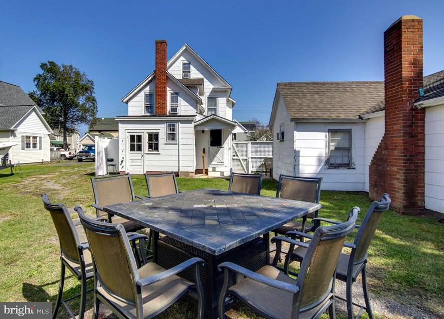 6346 CROPPER ST, CHINCOTEAGUE ISLAND, Virginia 23336, 2 Bedrooms Bedrooms, ,2 BathroomsBathrooms,Residential,For sale,6346 CROPPER ST,VAAC2002200 MLS # VAAC2002200