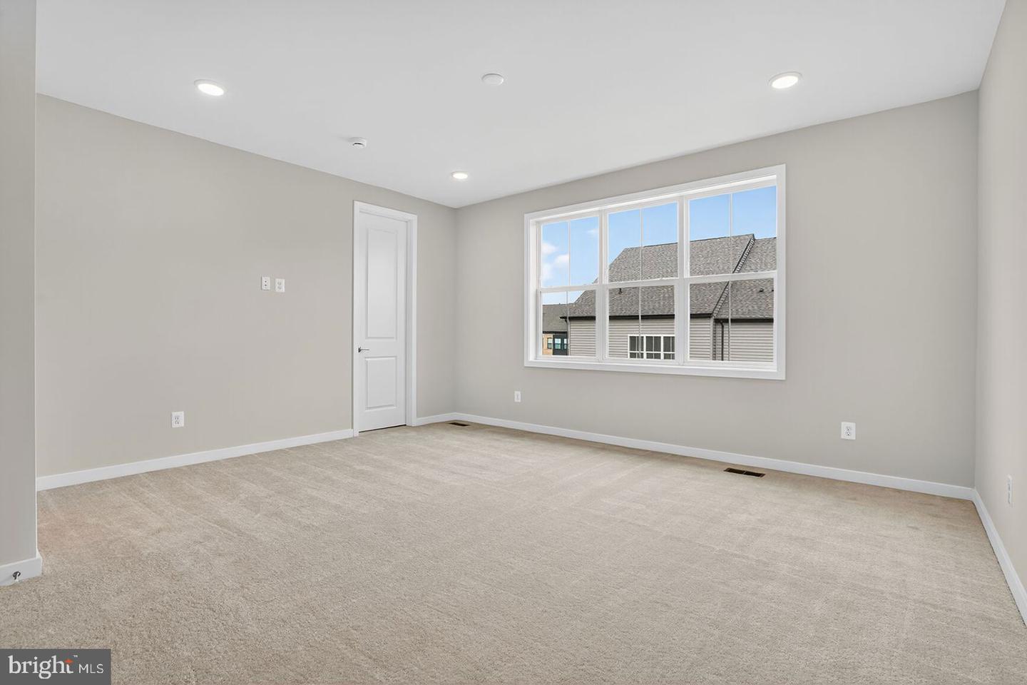 42148 STONE PRESS TER, BRAMBLETON, Virginia 20148, 3 Bedrooms Bedrooms, ,3 BathroomsBathrooms,Residential,For sale,42148 STONE PRESS TER,VALO2105560 MLS # VALO2105560