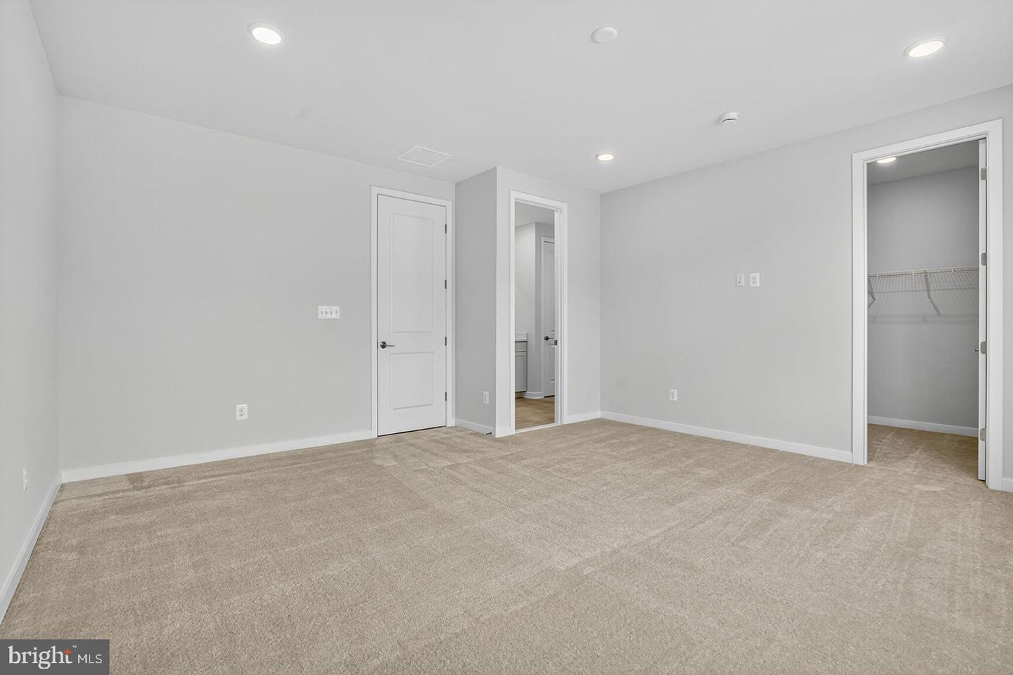 42148 STONE PRESS TER, BRAMBLETON, Virginia 20148, 3 Bedrooms Bedrooms, ,3 BathroomsBathrooms,Residential,For sale,42148 STONE PRESS TER,VALO2105560 MLS # VALO2105560