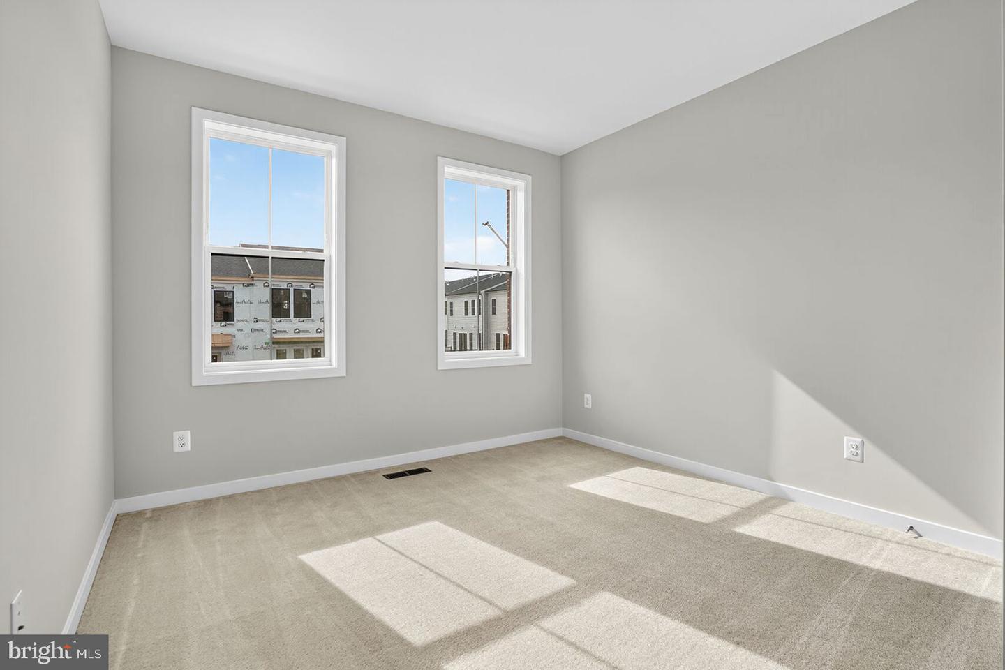 42148 STONE PRESS TER, BRAMBLETON, Virginia 20148, 3 Bedrooms Bedrooms, ,3 BathroomsBathrooms,Residential,For sale,42148 STONE PRESS TER,VALO2105560 MLS # VALO2105560