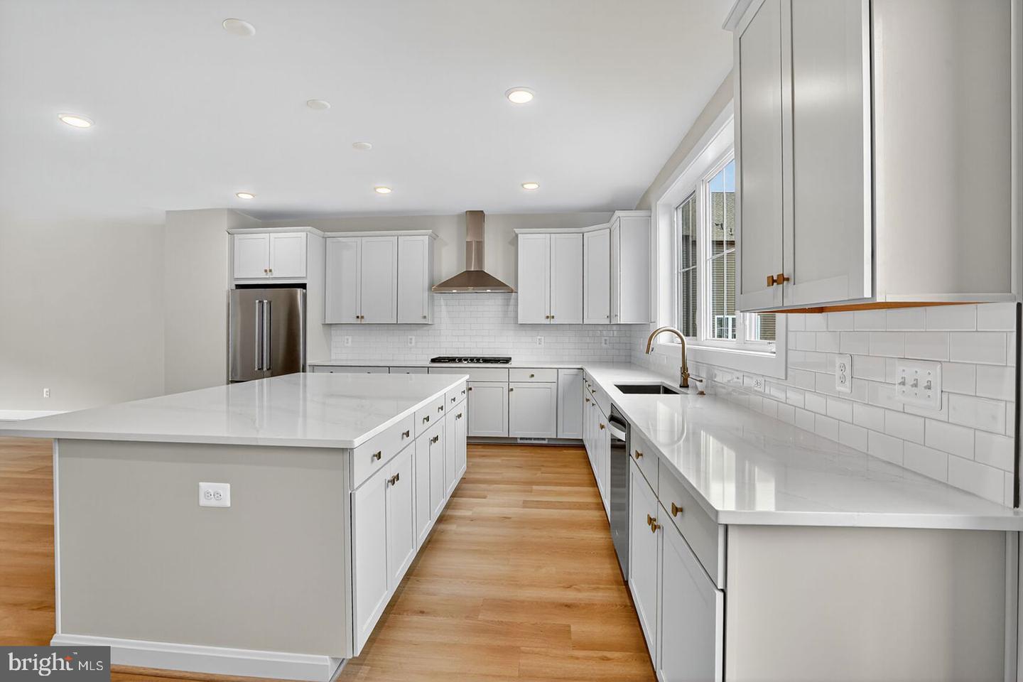 42148 STONE PRESS TER, BRAMBLETON, Virginia 20148, 3 Bedrooms Bedrooms, ,3 BathroomsBathrooms,Residential,For sale,42148 STONE PRESS TER,VALO2105560 MLS # VALO2105560