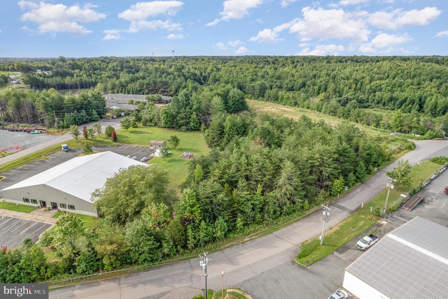 5112 COMMONWEALTH DR, FREDERICKSBURG, Virginia 22407, ,Land,For sale,5112 COMMONWEALTH DR,VASP2035878 MLS # VASP2035878