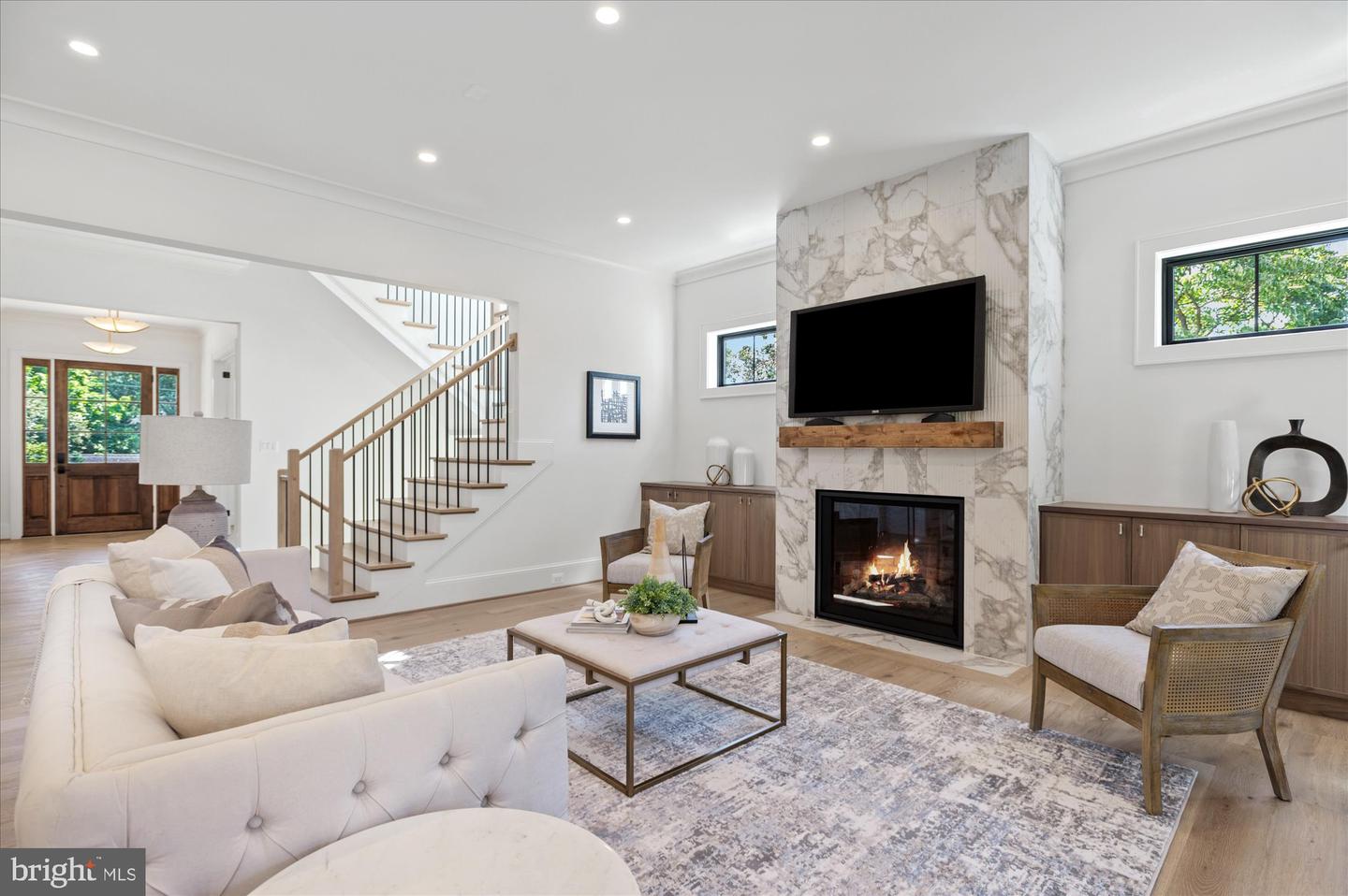 4911 37TH ST N, ARLINGTON, Virginia 22207, 7 Bedrooms Bedrooms, ,7 BathroomsBathrooms,Residential,For sale,4911 37TH ST N,VAAR2054480 MLS # VAAR2054480