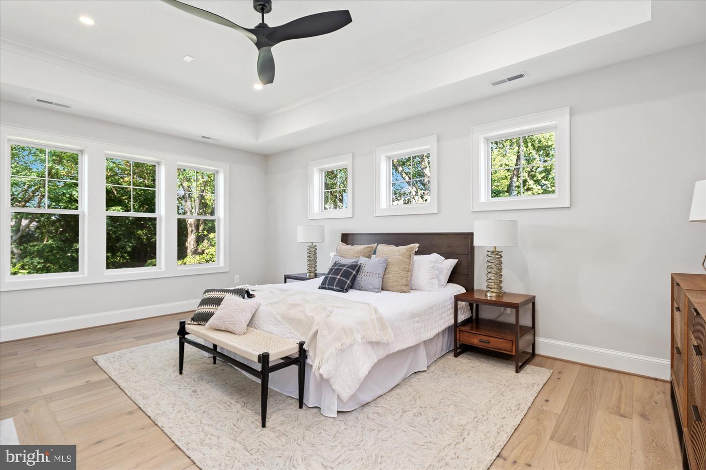 4911 37TH ST N, ARLINGTON, Virginia 22207, 7 Bedrooms Bedrooms, ,7 BathroomsBathrooms,Residential,For sale,4911 37TH ST N,VAAR2054480 MLS # VAAR2054480