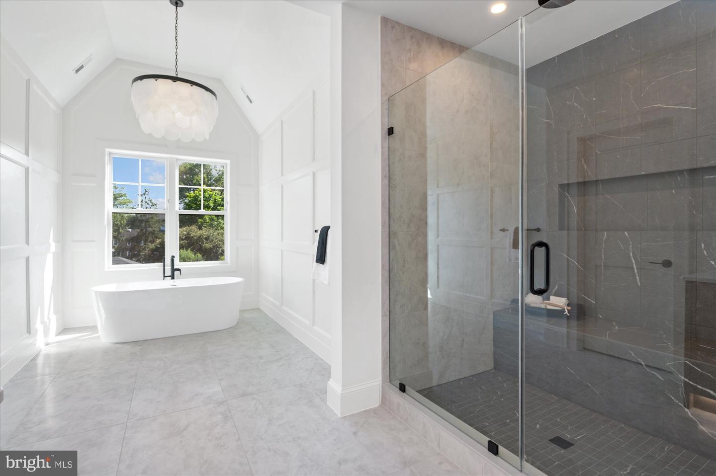 4911 37TH ST N, ARLINGTON, Virginia 22207, 7 Bedrooms Bedrooms, ,7 BathroomsBathrooms,Residential,For sale,4911 37TH ST N,VAAR2054480 MLS # VAAR2054480