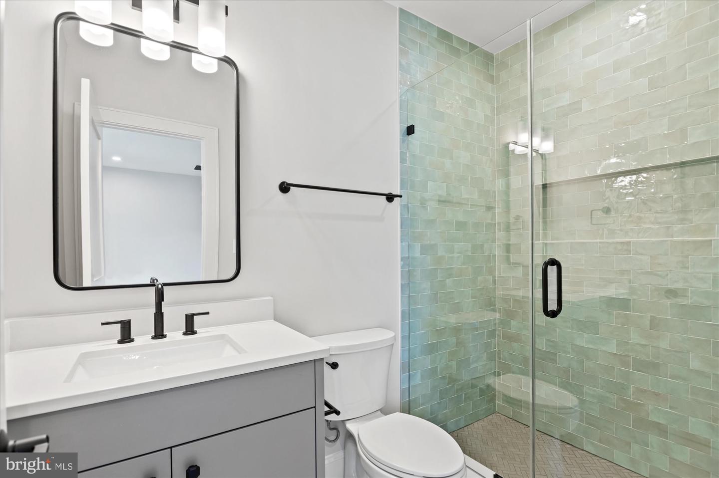 4911 37TH ST N, ARLINGTON, Virginia 22207, 7 Bedrooms Bedrooms, ,7 BathroomsBathrooms,Residential,For sale,4911 37TH ST N,VAAR2054480 MLS # VAAR2054480
