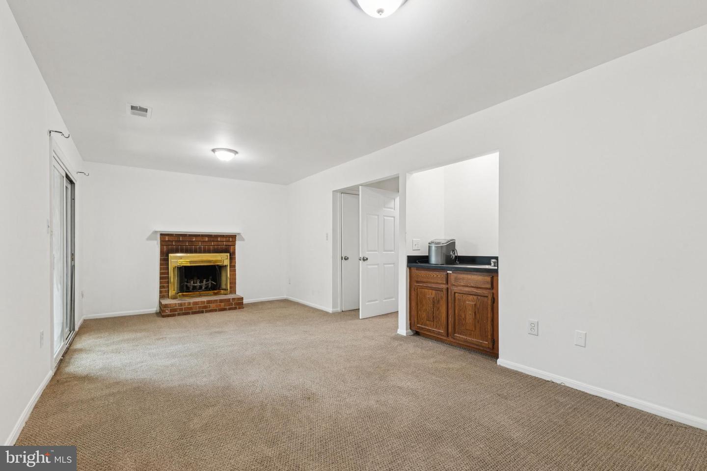 10271 BRADDOCK RD, FAIRFAX, Virginia 22032, 4 Bedrooms Bedrooms, ,3 BathroomsBathrooms,Residential,For sale,10271 BRADDOCK RD,VAFX2232434 MLS # VAFX2232434