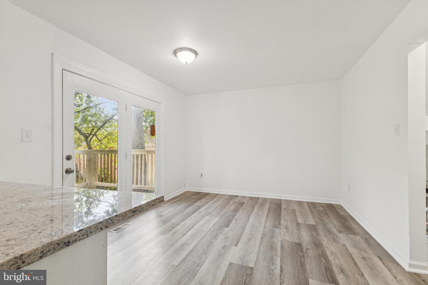 10271 BRADDOCK RD, FAIRFAX, Virginia 22032, 4 Bedrooms Bedrooms, ,3 BathroomsBathrooms,Residential,For sale,10271 BRADDOCK RD,VAFX2232434 MLS # VAFX2232434