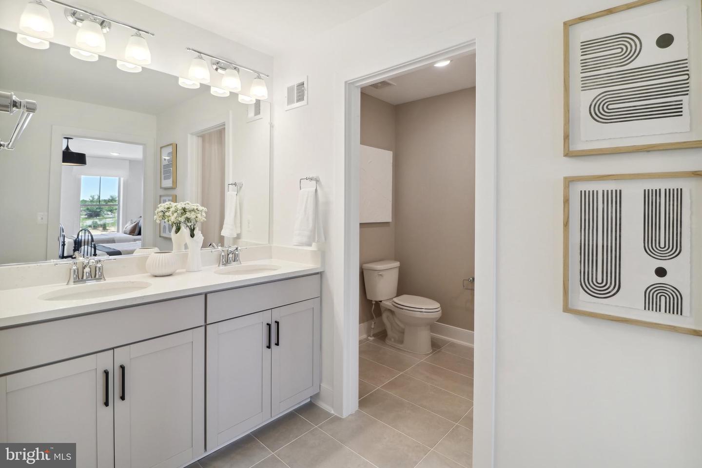 6104 AZURITE WAY, HAYMARKET, Virginia 20169, 3 Bedrooms Bedrooms, ,3 BathroomsBathrooms,Residential,For sale,6104 AZURITE WAY,VAPW2095296 MLS # VAPW2095296