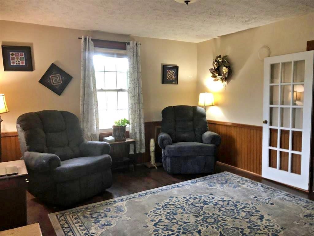 11614 DAPHNA RD, BROADWAY, Virginia 22815, 5 Bedrooms Bedrooms, ,3 BathroomsBathrooms,Residential,11614 DAPHNA RD,662176 MLS # 662176