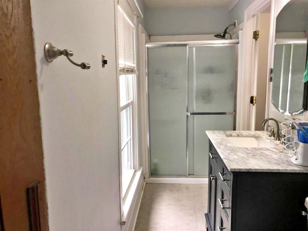 11614 DAPHNA RD, BROADWAY, Virginia 22815, 5 Bedrooms Bedrooms, ,3 BathroomsBathrooms,Residential,11614 DAPHNA RD,662176 MLS # 662176