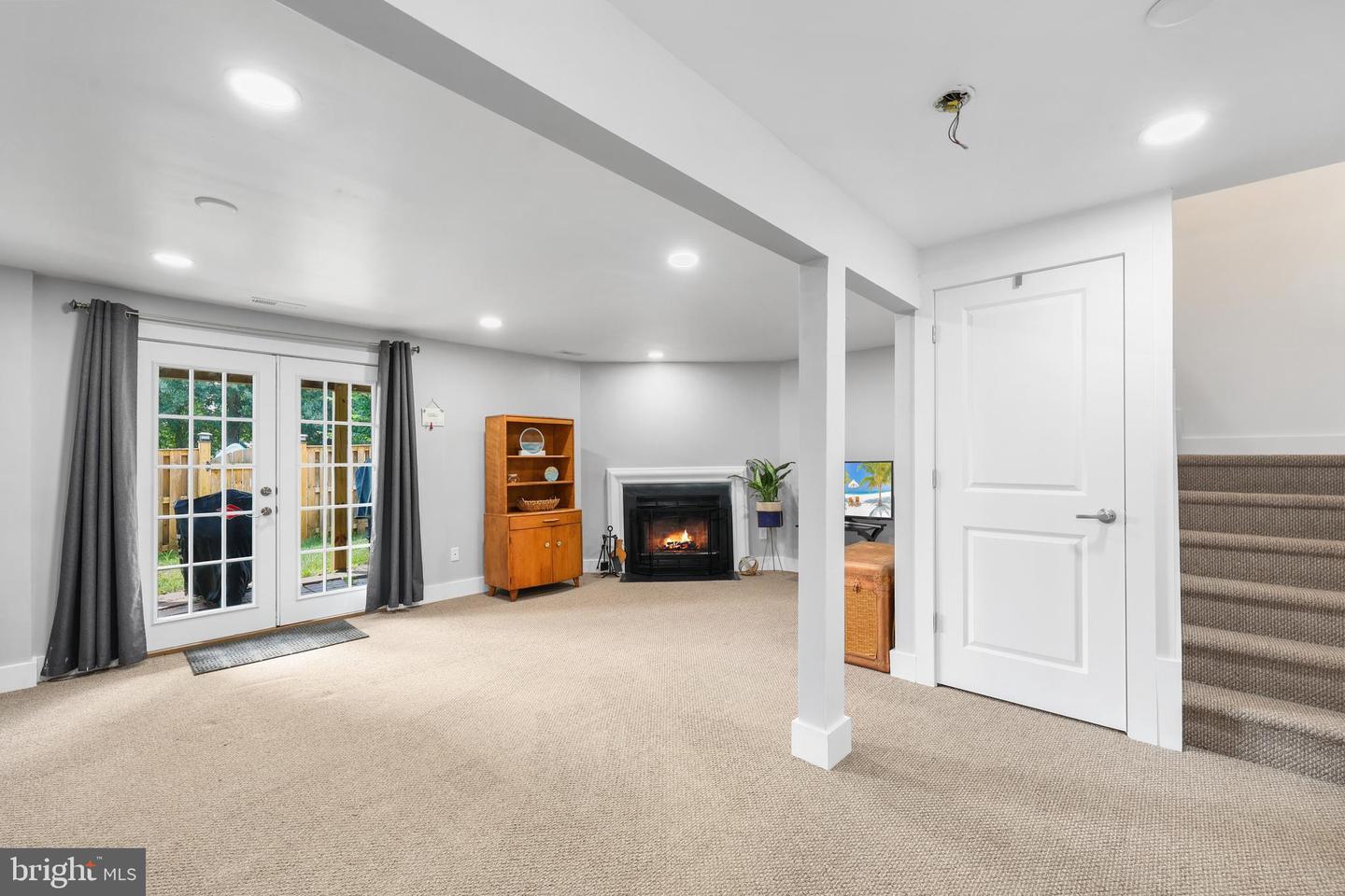 13803 FOUNT BEATTIE CT, CENTREVILLE, Virginia 20121, 3 Bedrooms Bedrooms, ,3 BathroomsBathrooms,Residential,For sale,13803 FOUNT BEATTIE CT,VAFX2258292 MLS # VAFX2258292
