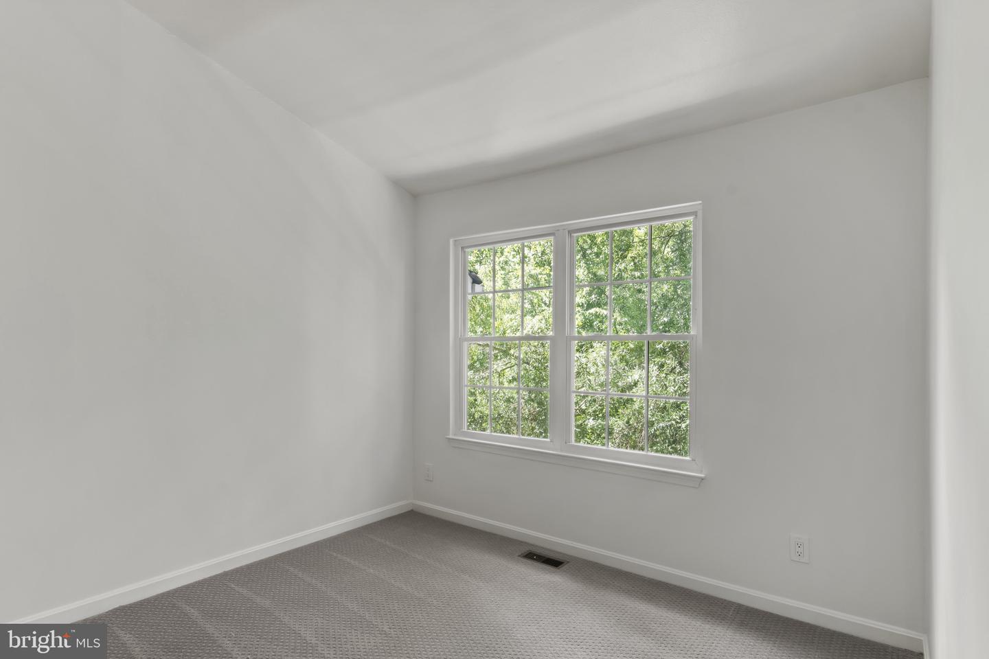 209 PROVIDENCE ST #209, STAFFORD, Virginia 22554, 4 Bedrooms Bedrooms, ,2 BathroomsBathrooms,Residential,For sale,209 PROVIDENCE ST #209,VAST2041596 MLS # VAST2041596
