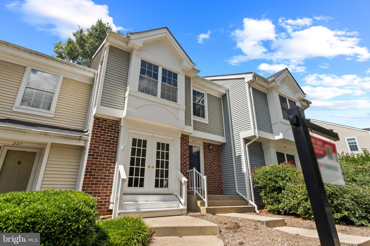 209 PROVIDENCE ST #209, STAFFORD, Virginia 22554, 4 Bedrooms Bedrooms, ,2 BathroomsBathrooms,Residential,For sale,209 PROVIDENCE ST #209,VAST2041596 MLS # VAST2041596