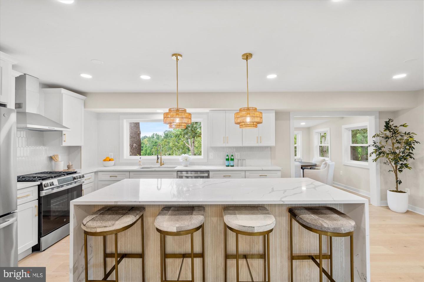 2408 WILLIAM AND MARY DR, ALEXANDRIA, Virginia 22308, 4 Bedrooms Bedrooms, ,3 BathroomsBathrooms,Residential,For sale,2408 WILLIAM AND MARY DR,VAFX2259704 MLS # VAFX2259704
