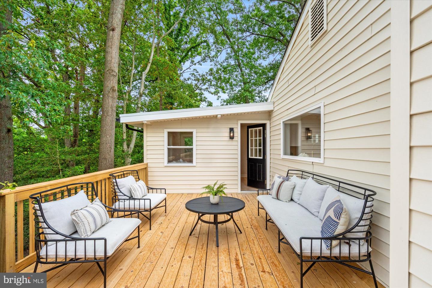 2408 WILLIAM AND MARY DR, ALEXANDRIA, Virginia 22308, 4 Bedrooms Bedrooms, ,3 BathroomsBathrooms,Residential,For sale,2408 WILLIAM AND MARY DR,VAFX2259704 MLS # VAFX2259704